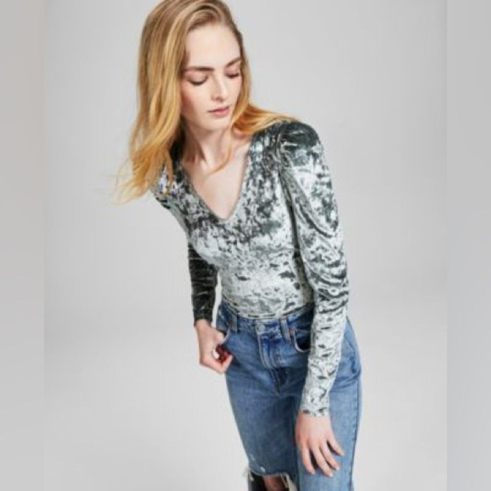 NWT - And Now This - Puff-Shoulder V-Neck Velvet Bodysuit -XL